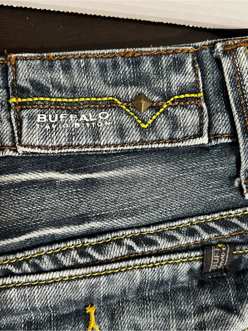 Buffalo David Bitton classic men